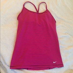 Nike Sri -fit women’s workout tank medium